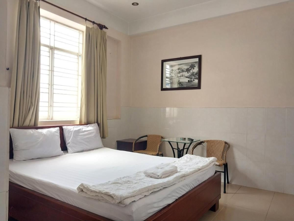 Hotel Khach San Mai Hoang 2 Ho-Chi-Minh-Stadt Exterior foto